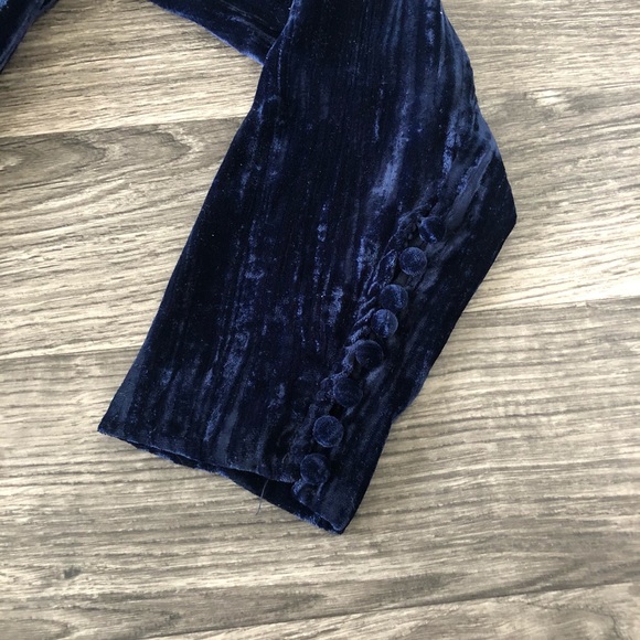 SOLD * H&M Crushed-Velvet Dress - Picture 6 of 9